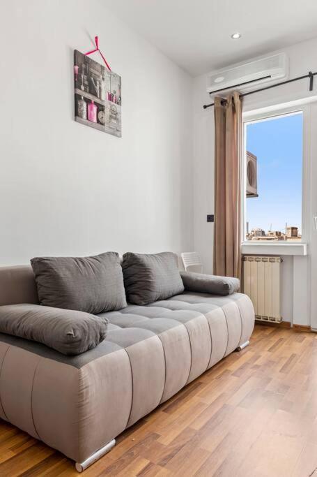 Bamboo Ultra Central Apartment Bucureşti Ngoại thất bức ảnh